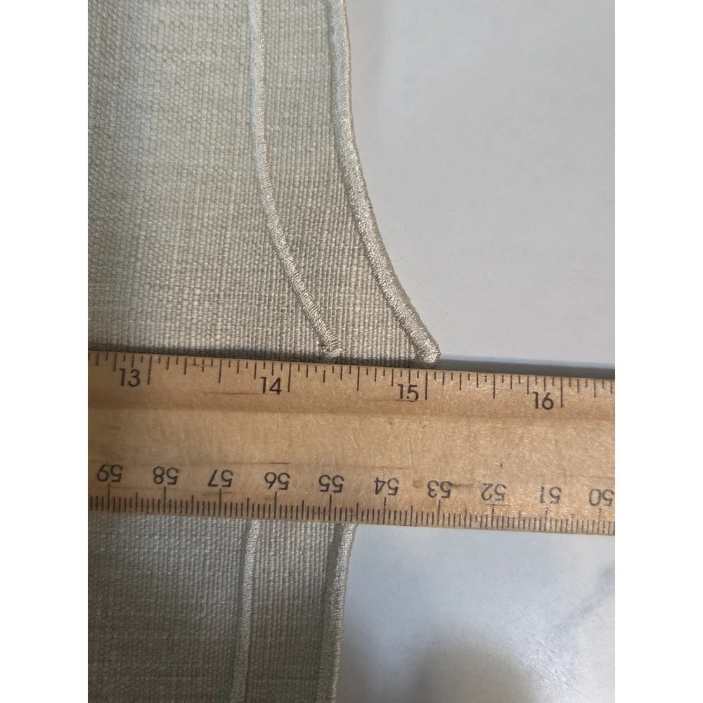 Set of 4 Beige Scalloped Linen Look Embroidered Placemats 15